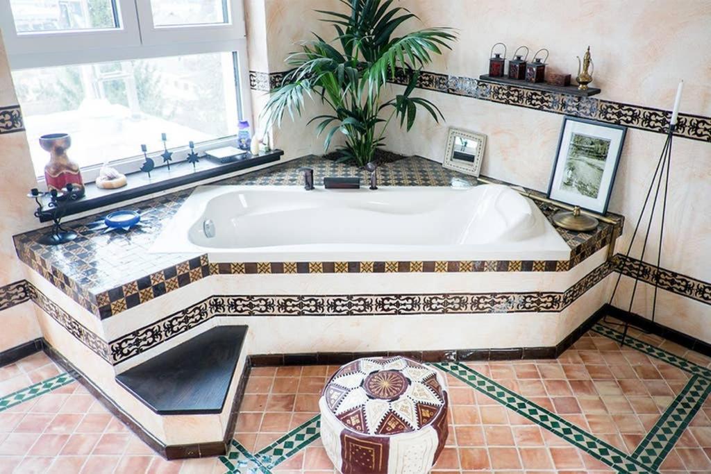 Wohlfuehloase Mit Blick Auf Trier Apartment Bagian luar foto