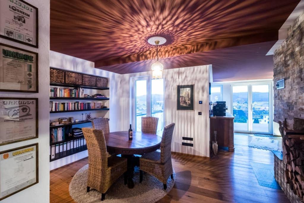 Wohlfuehloase Mit Blick Auf Trier Apartment Bagian luar foto